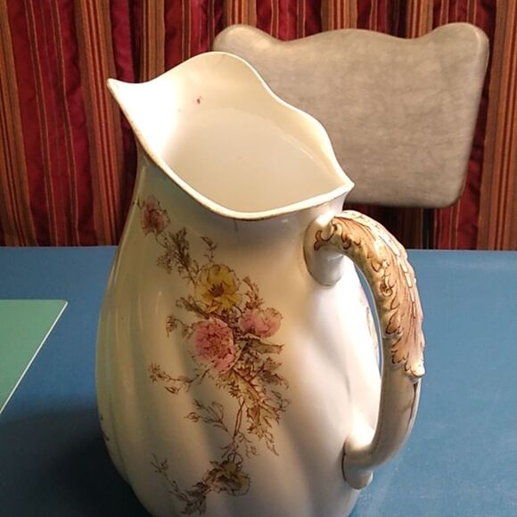 Vintage Lucerne Royal Dalton Burslem England Floral White Pitcher Cottagecore - Picture 2 of 11